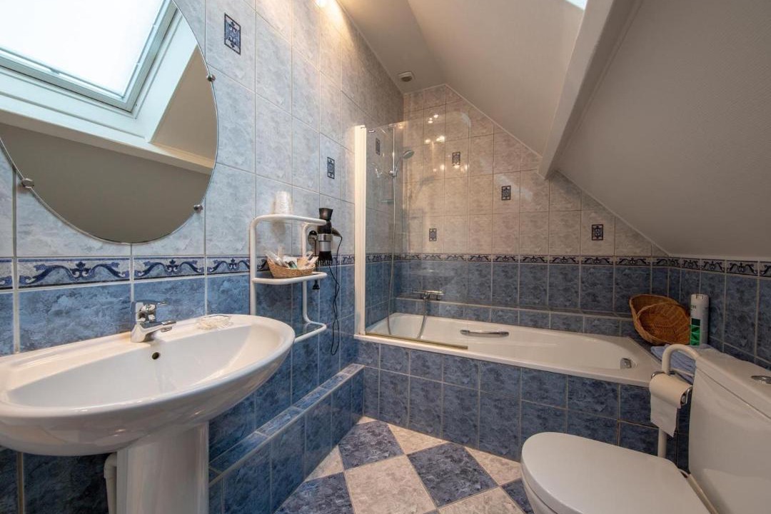 Photo of Bathroom in Saint-Benoit-sur-Loire