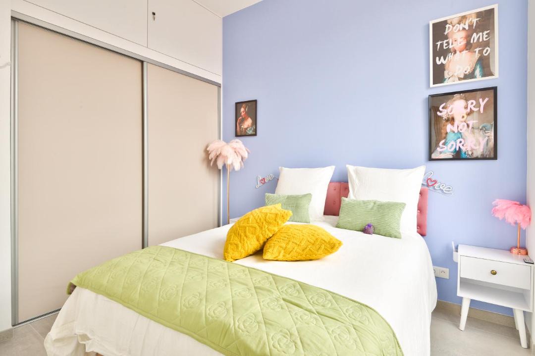 Photo of Bedroom in 9th Arrondissement