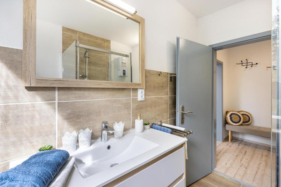 Photo of Bathroom in Schlatt
