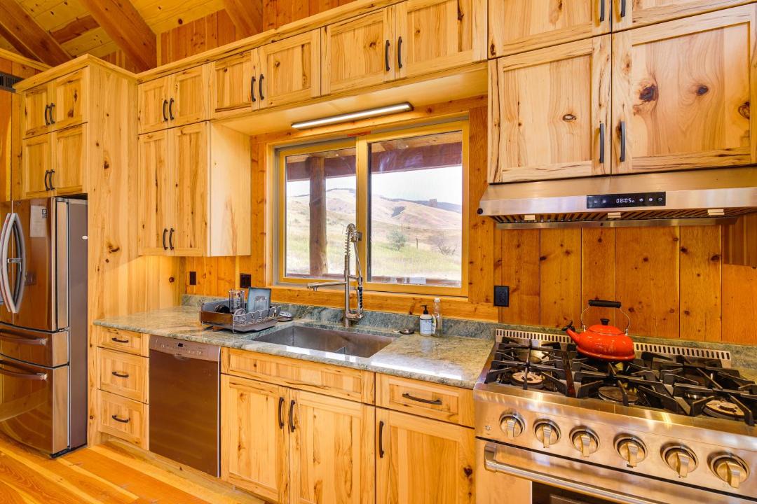 Photo of Kitchen in Arlee
