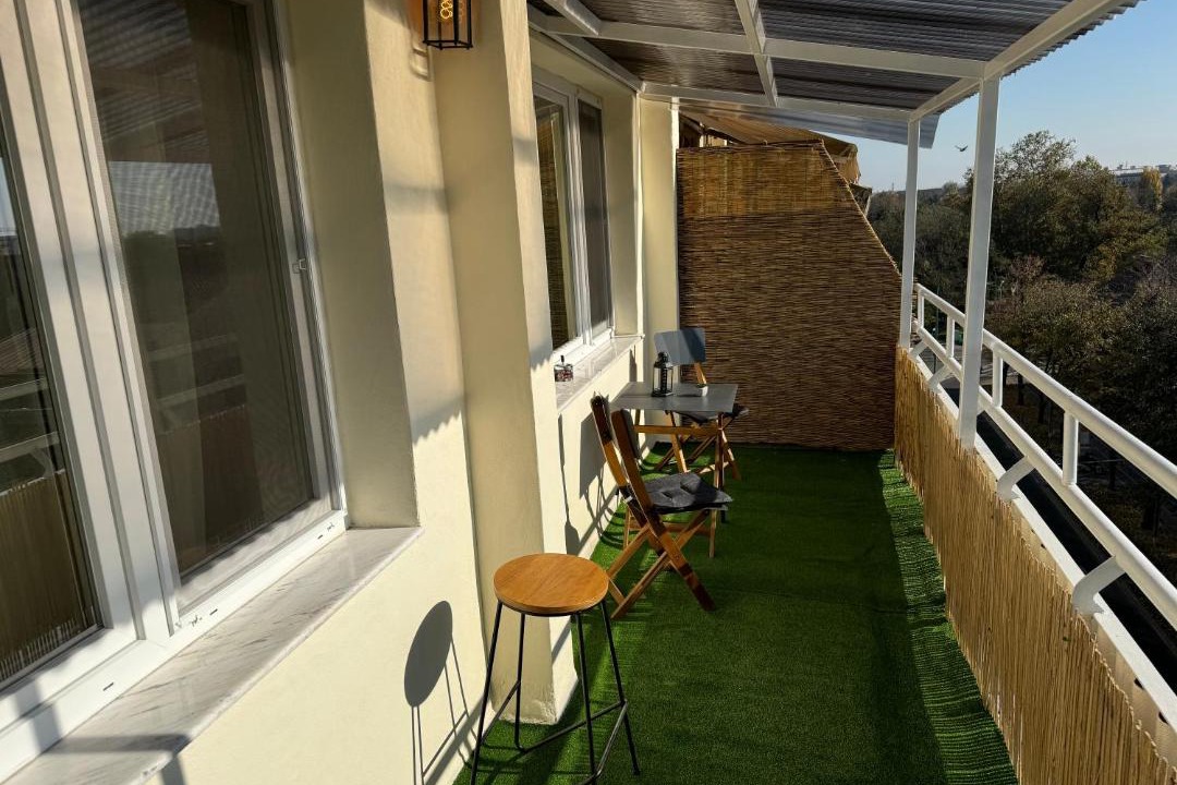 Photo of Patio Balcony in Old City