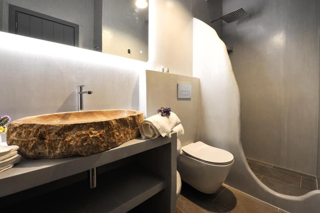 Photo of Bathroom in Herronisos