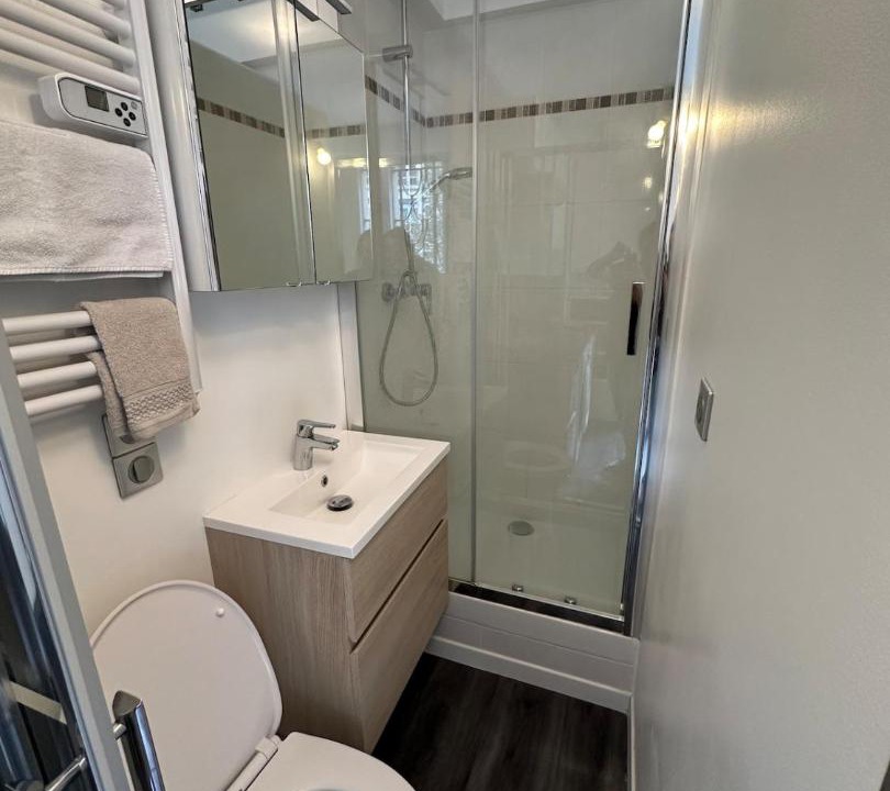 Photo of Bathroom in Faubourg Saint-Germain