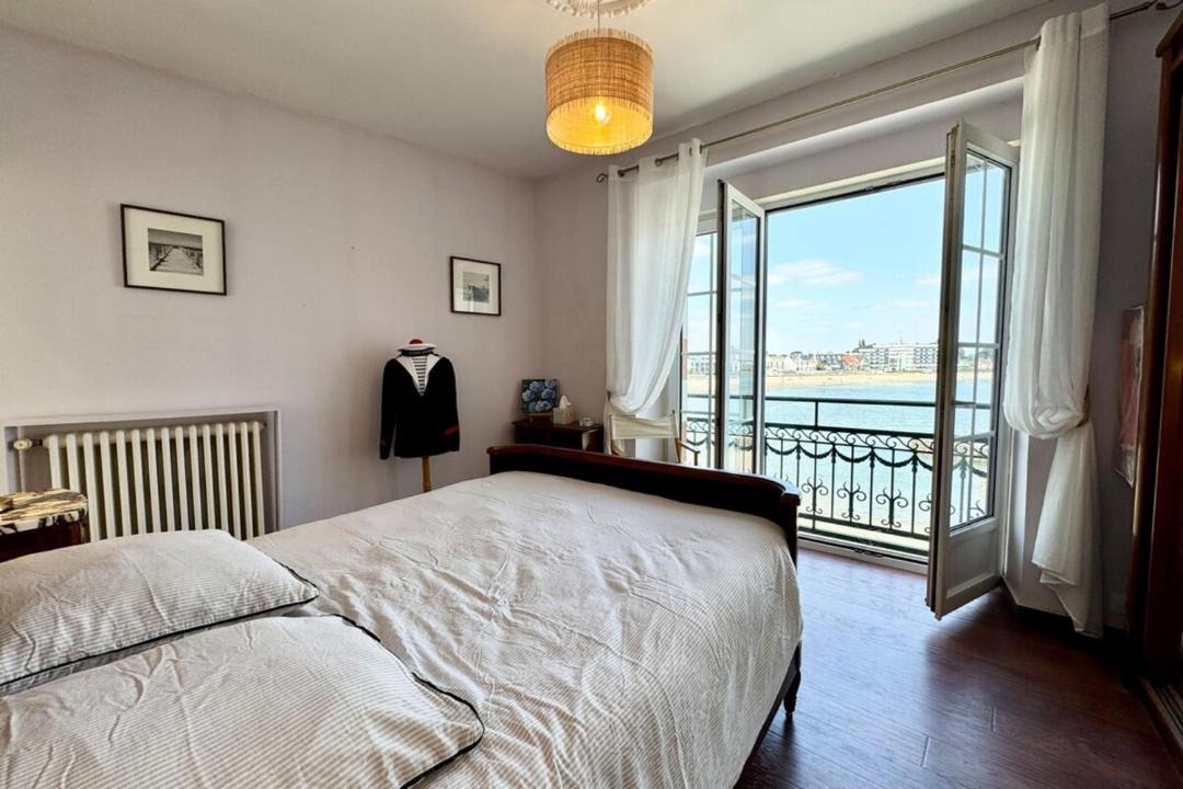 Photo of Bedroom in Larmor-Plage