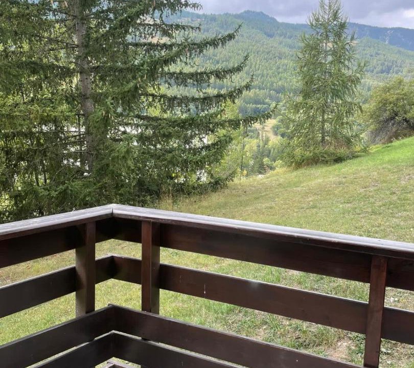 Photo of Patio Balcony in Saint-Chaffrey