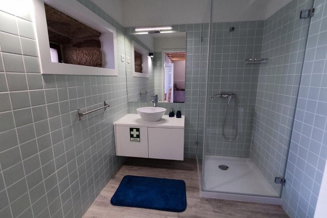 Photo of Bathroom in Lanhelas