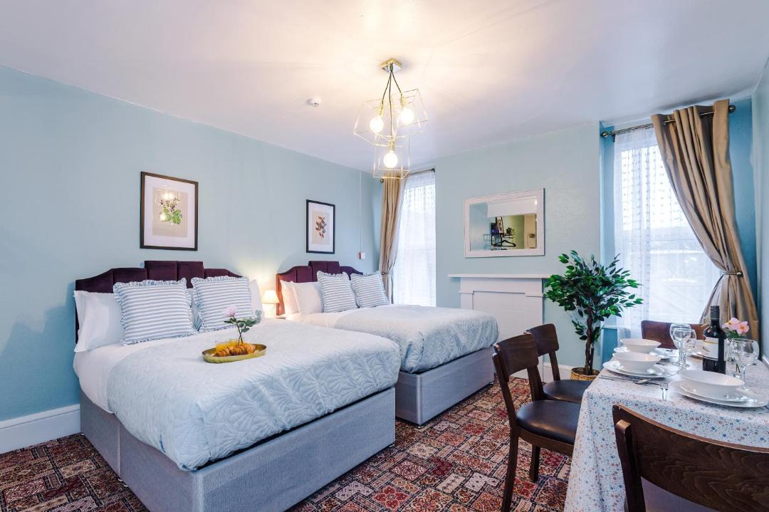 Photo of Bedroom in Leamington Spa