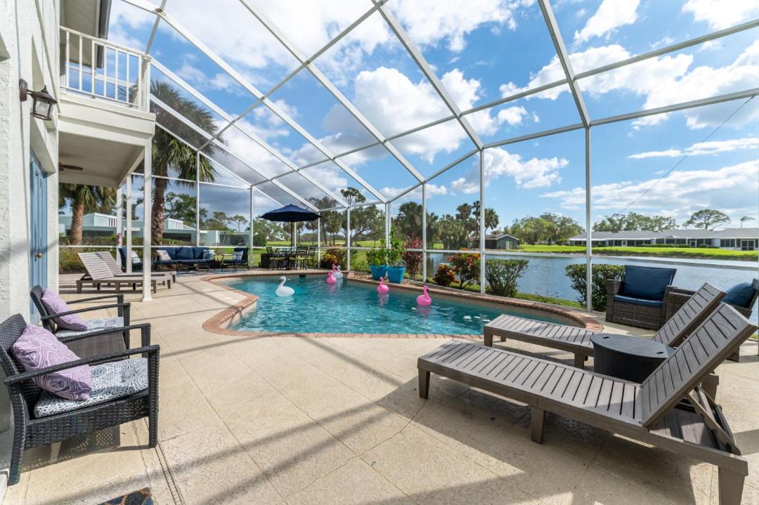 Photo of Patio Balcony in Trailer Estates
