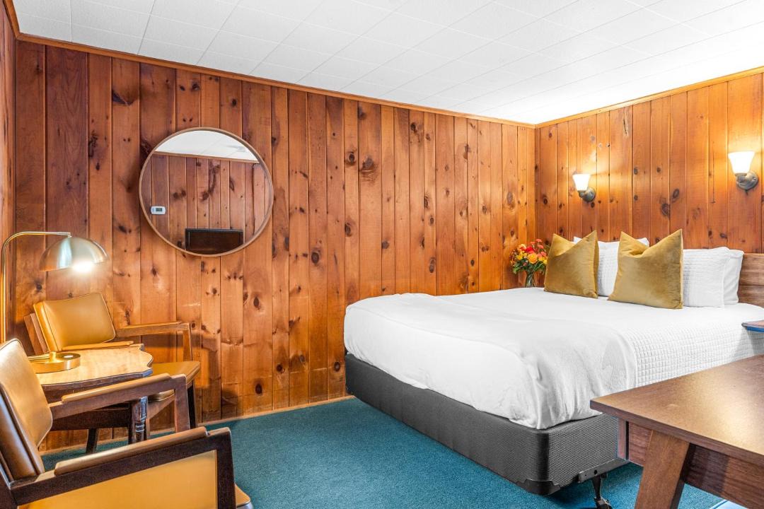 Photo of Bedroom in Phoenicia