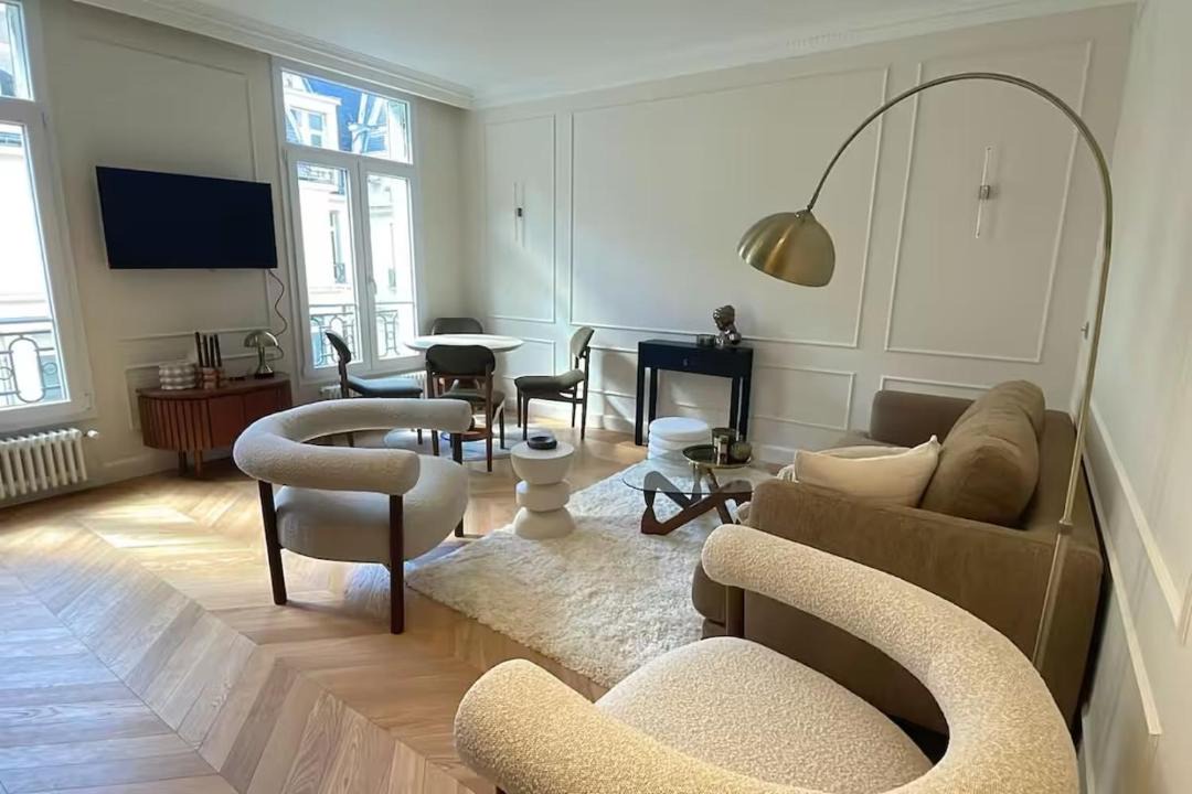 Photo of Livingroom in Faubourg-du-Roule