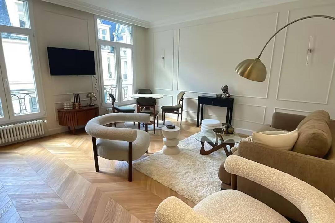Photo of Livingroom in Faubourg-du-Roule