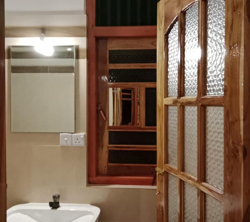 Photo of Bathroom in Ambagollapathana