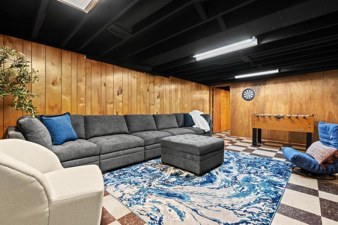 Photo of Livingroom in Dearborn Heights