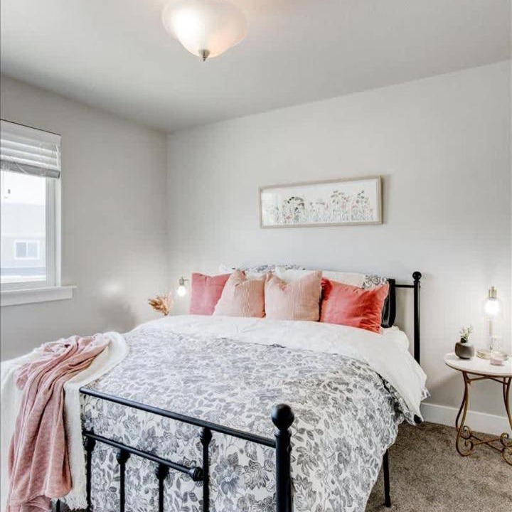 Photo of Bedroom in Sunset Heights