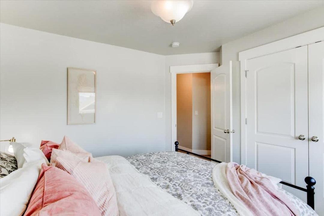 Photo of Bedroom in Sunset Heights