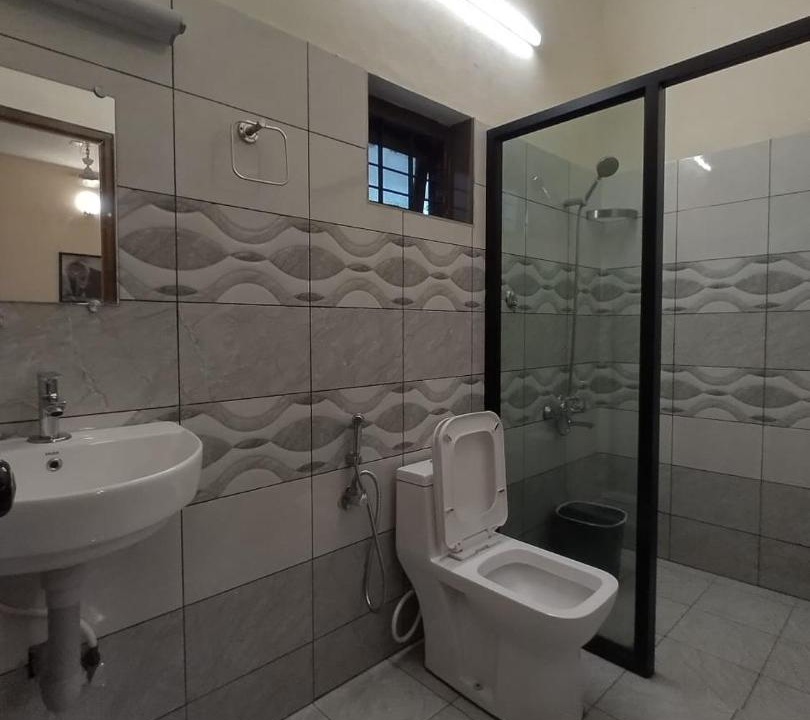 Photo of Bathroom in Irinjalakuda