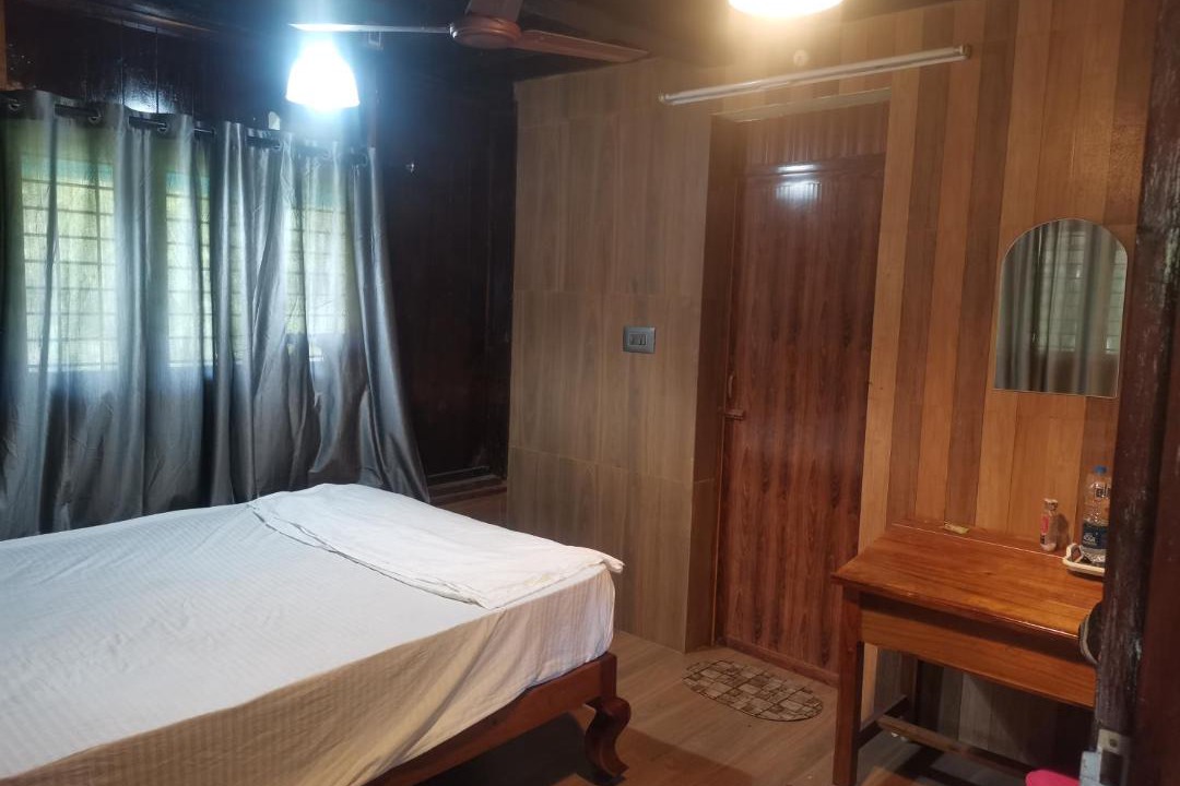 Photo of Bedroom in Poovar