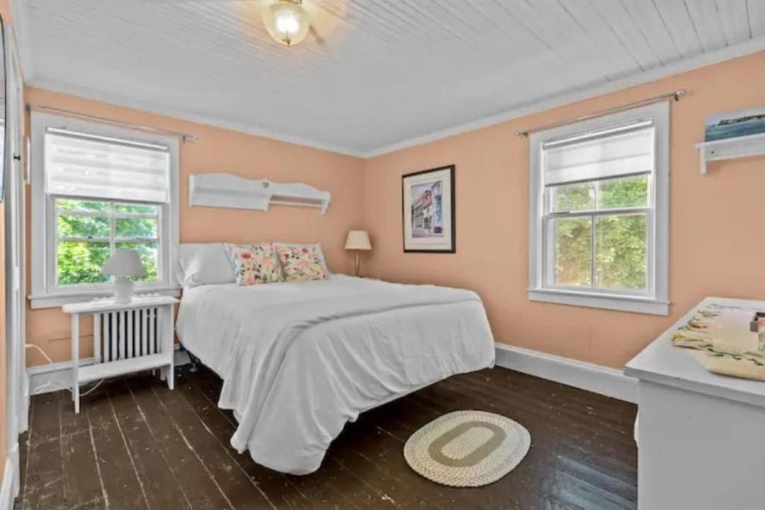 Photo of Bedroom in Carbonear