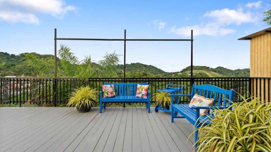 Photo of Patio Balcony in Quebrada Larga