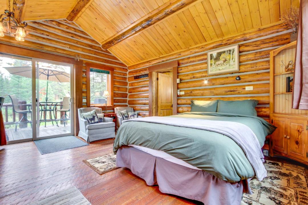 Photo of Bedroom in Silver Gate