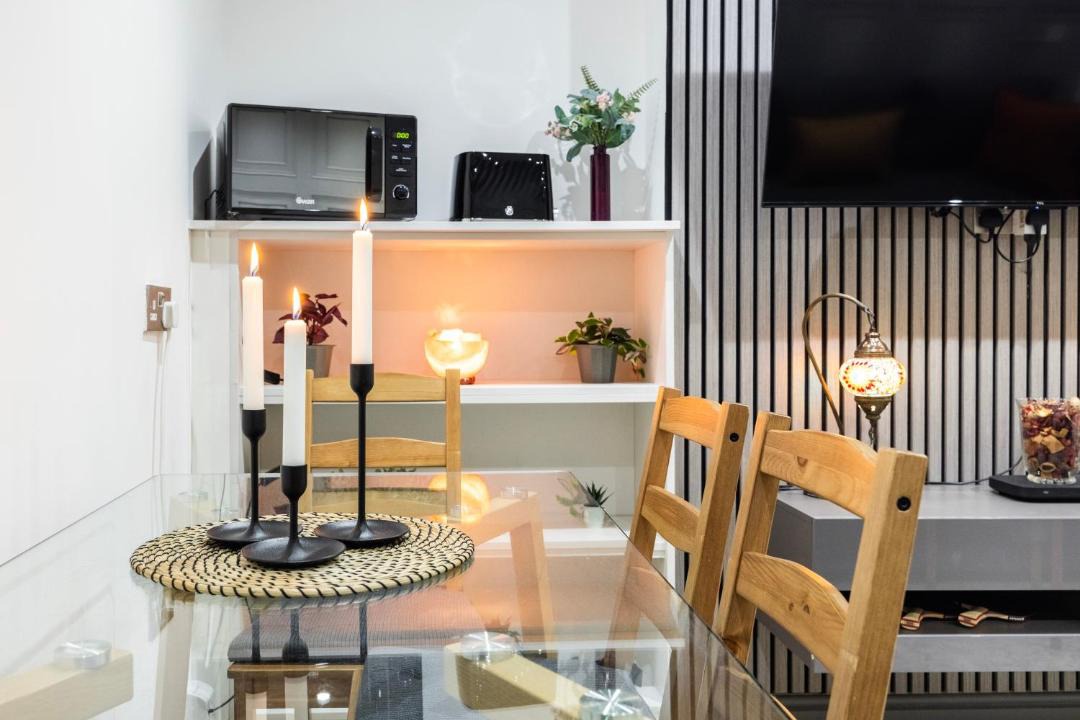 Photo of Livingroom in Hammersmith and Fulham
