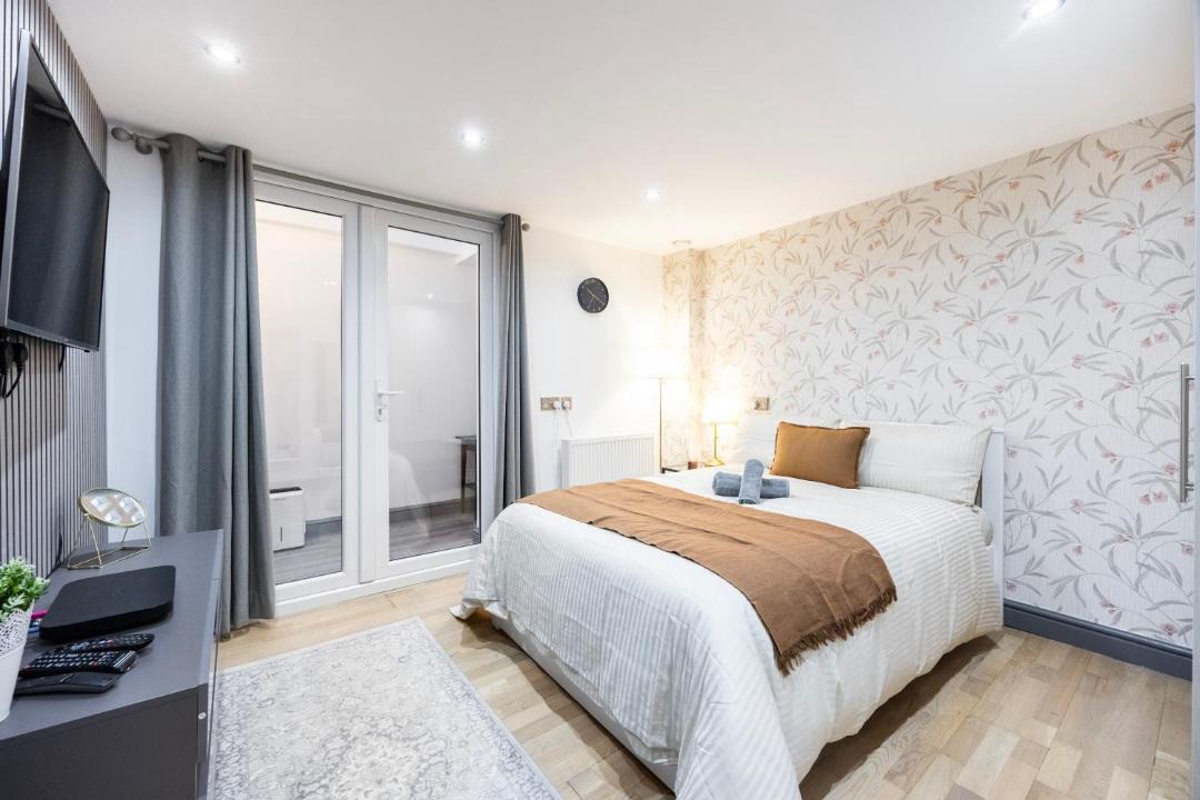 Photo of Bedroom in Hammersmith and Fulham