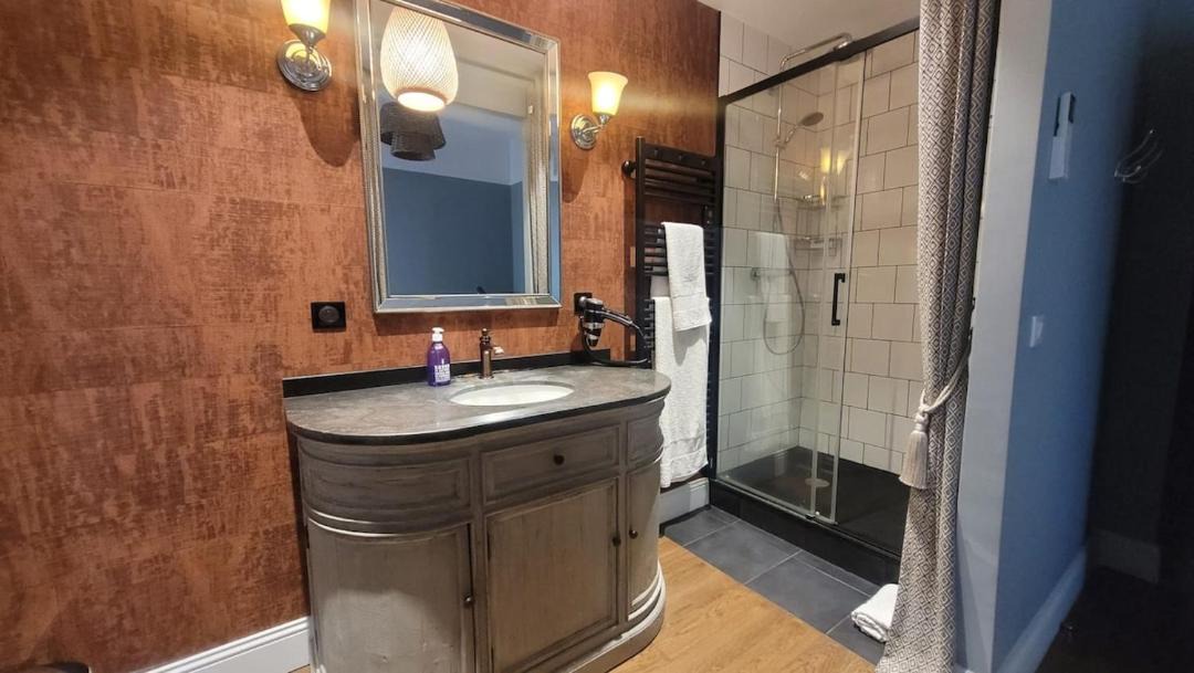Photo of Bathroom in Sete