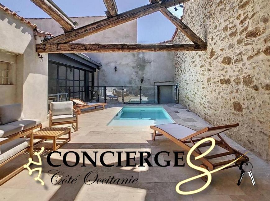 Photo of Patio Balcony in Azille
