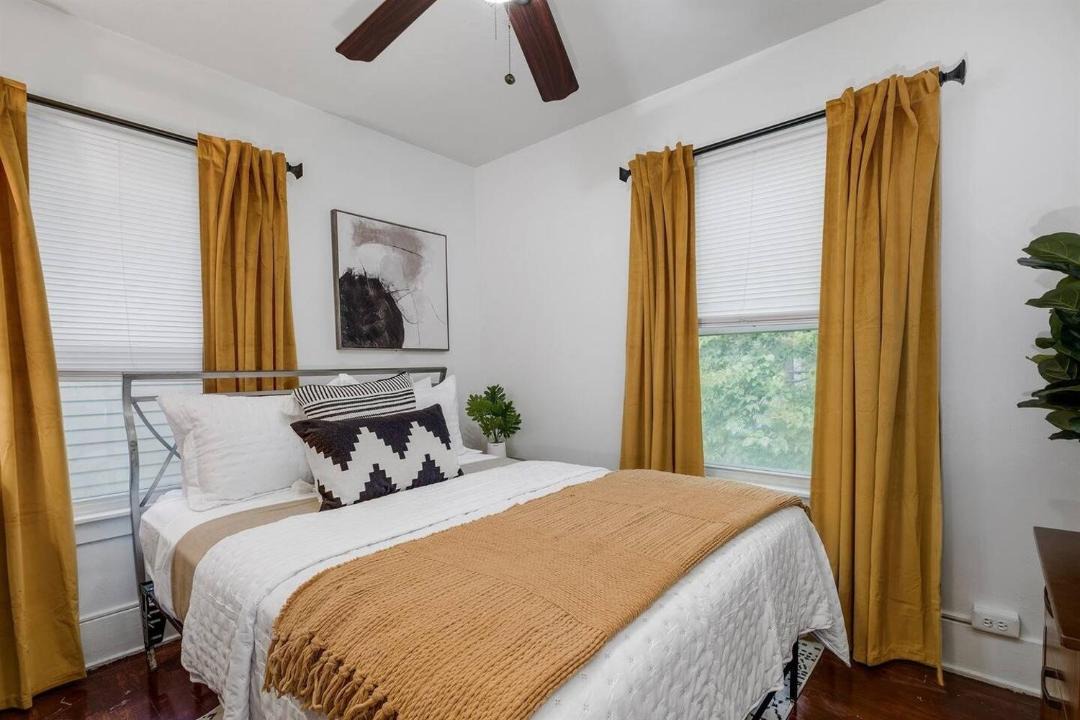 Photo of Bedroom in Ypsilanti