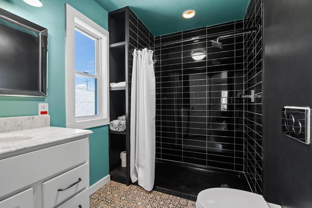 Photo of Bathroom in Fifth Ward