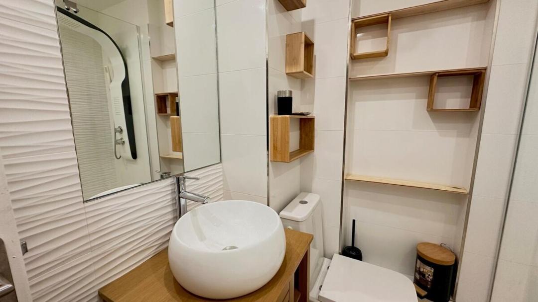 Photo of Bathroom in Chevigny-Saint-Sauveur