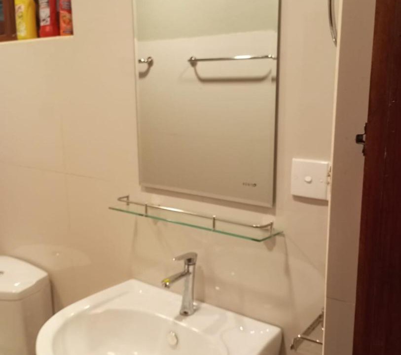 Photo of Bathroom in Rambukkana
