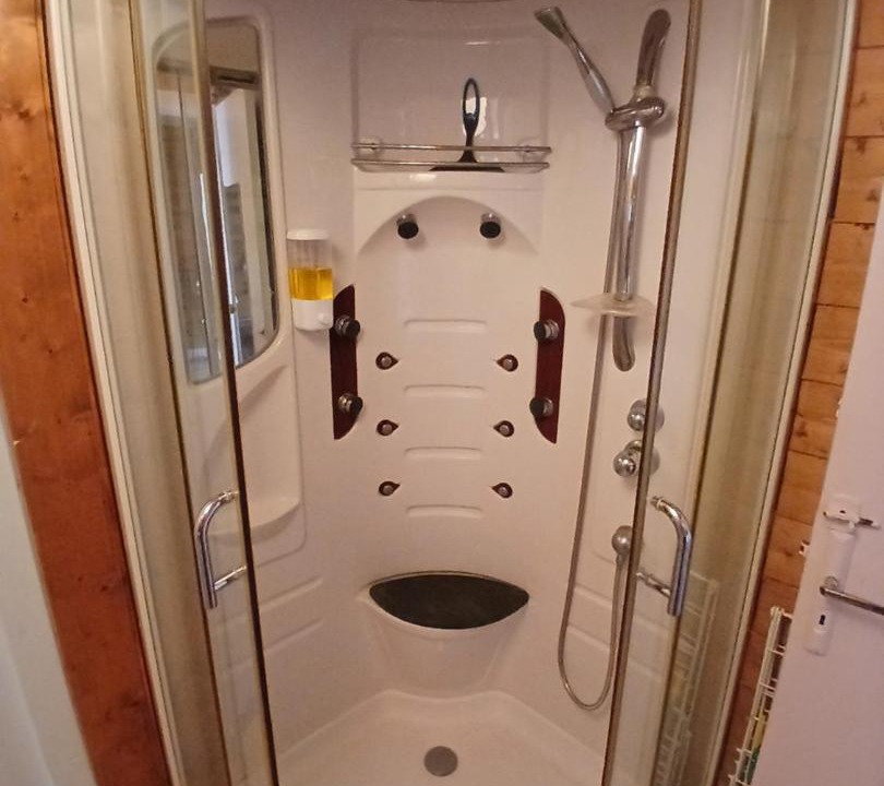 Photo of Bathroom in Saint-Maurice-sur-Moselle