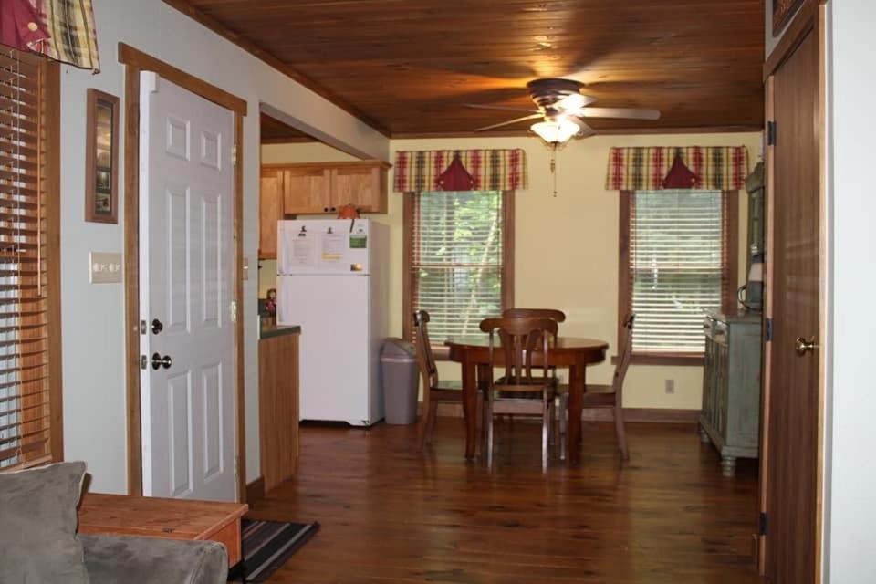 Photo of Kitchen in South Bloomingville