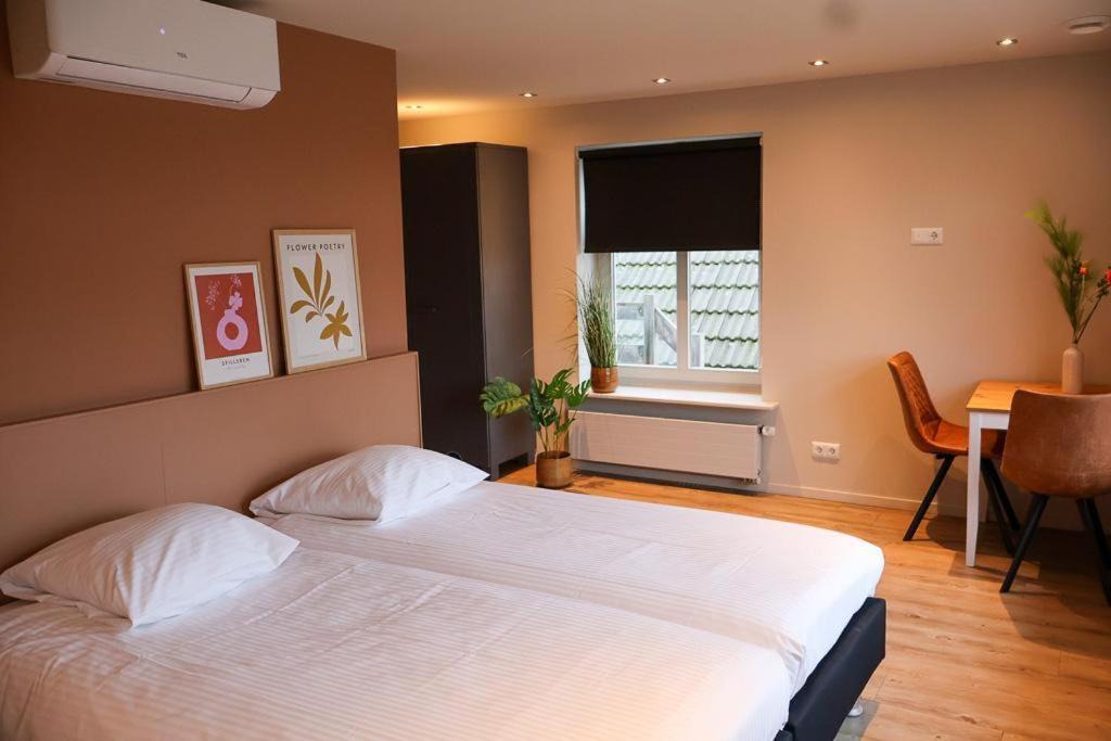 Photo of Bedroom in Bruggenmors