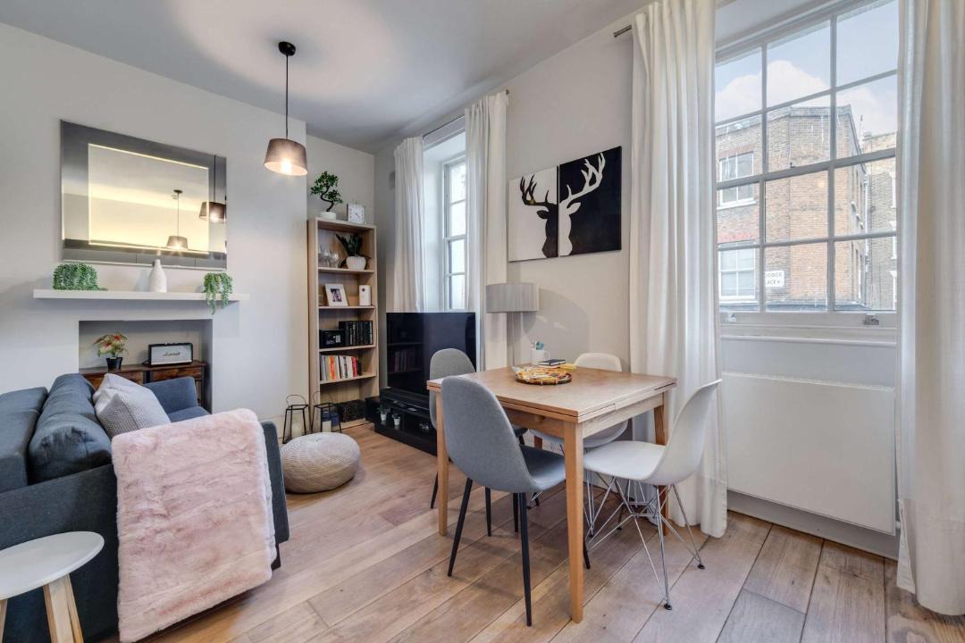 Photo of Others in Fitzrovia