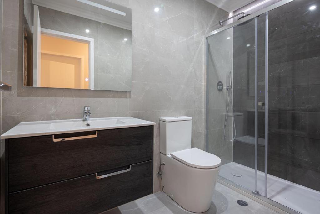 Photo of Bathroom in Baixa