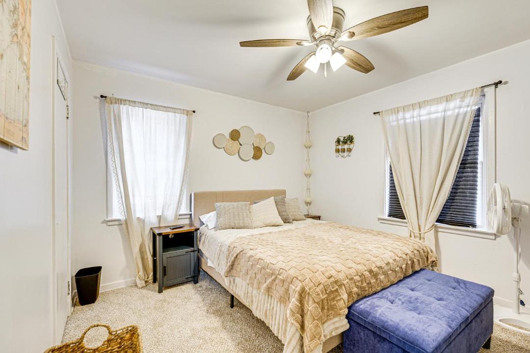 Photo of Bedroom in New Baltimore
