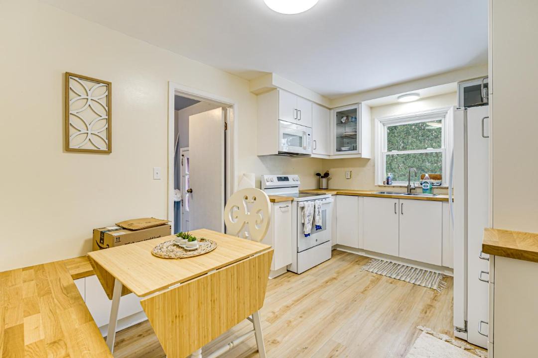 Photo of Kitchen in New Baltimore