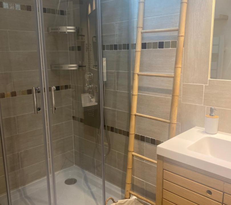 Photo of Bathroom in Blaye