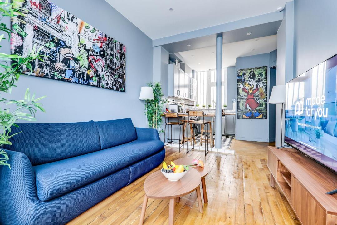 Photo of Livingroom in Combat