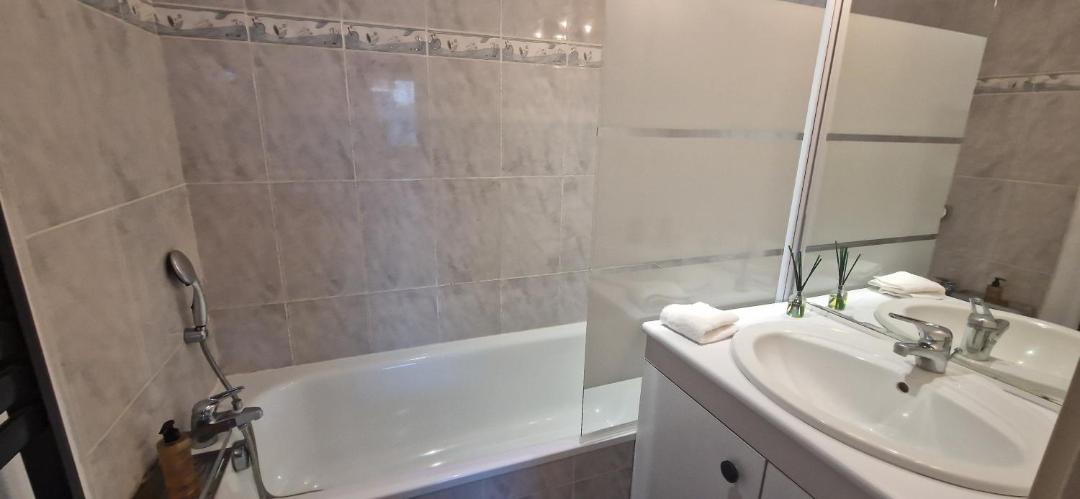 Photo of Bathroom in Castelnau-de-Medoc