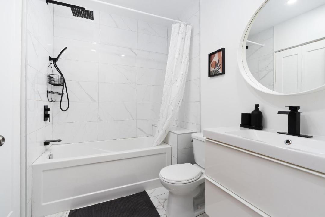 Photo of Bathroom in Ville-Marie