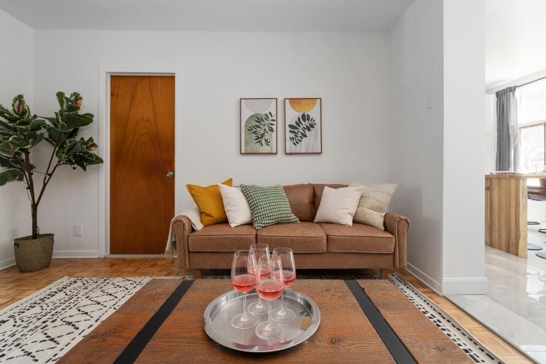 Photo of Livingroom in Ville-Marie