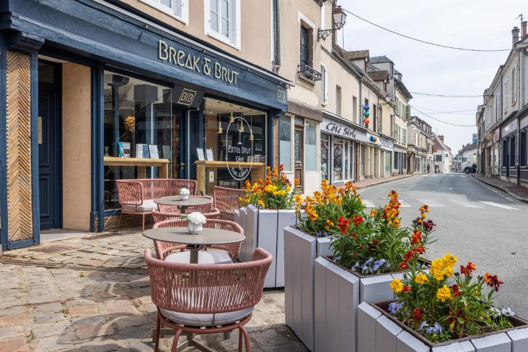 Photo of Others in Nogent-le-Roi