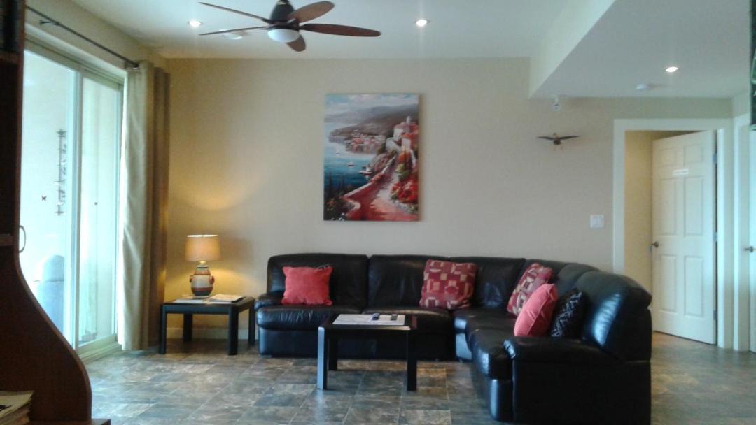 Photo of Livingroom in Okanagan-Similkameen