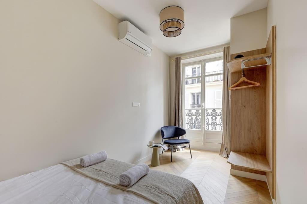 Photo of Others in 8th Arrondissement