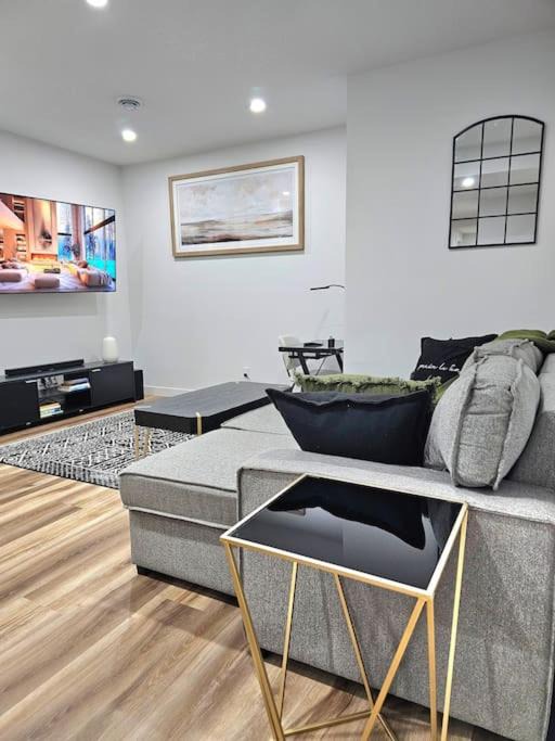 Photo of Livingroom in Northwest Calgary