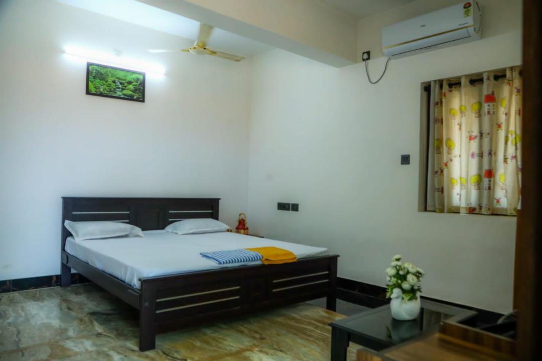 Photo of Bedroom in Poovar