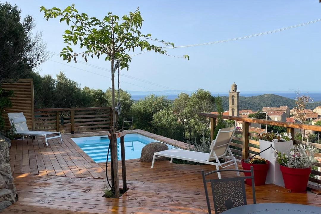 Photo of Patio Balcony in Monacia-d'Aullene